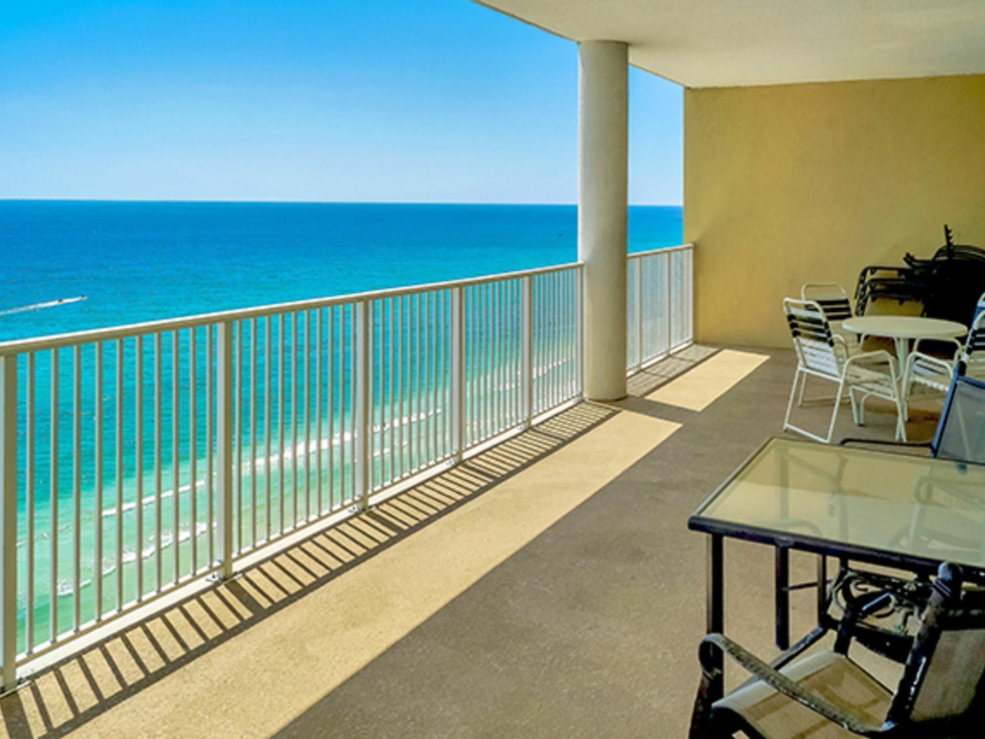 Ocean Ritz 1501 697344 By Redawning Hotel 3*